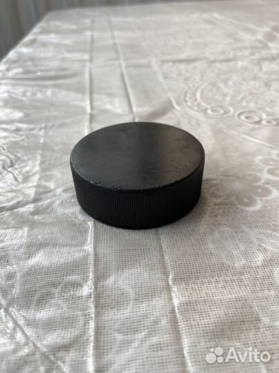 Шайба хоккейная