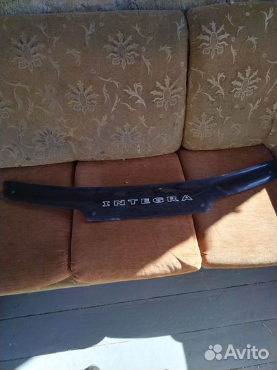 Дефлектор капота (мухобойка )