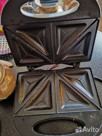 Сэндвичница+посуда для дачи