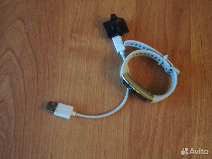 Фитнес браслет