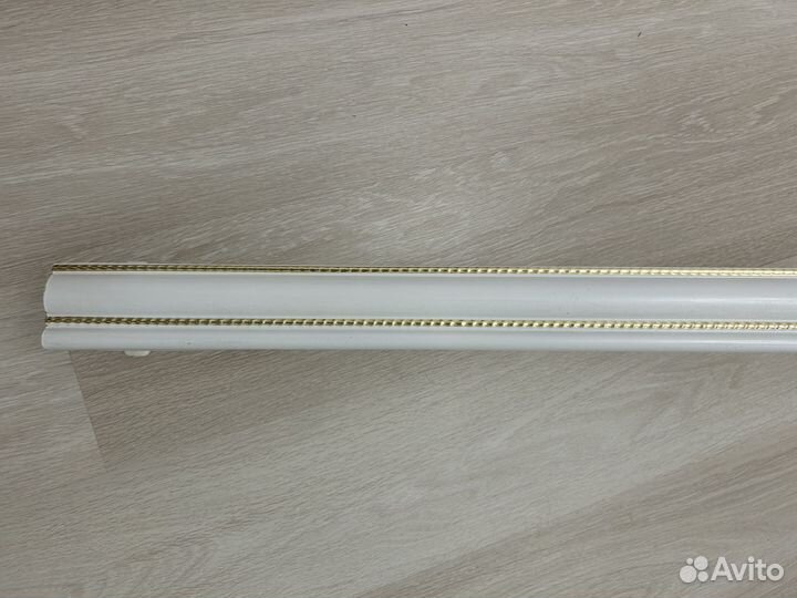 Карнизы для штор настенный