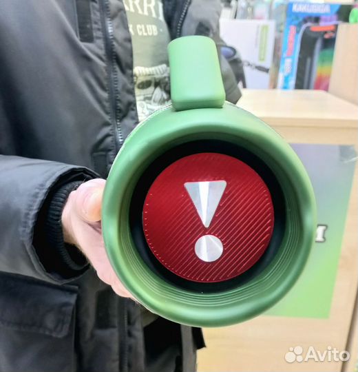 Портативная беспроводная колонка jbl