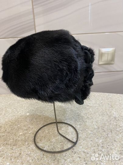 Берет женский норковый