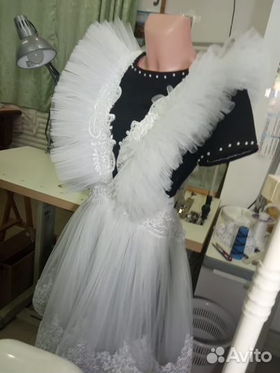 Школьный нарядный фартук