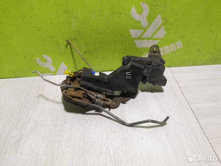 Замок двери передней правой Хендай Акцент 2