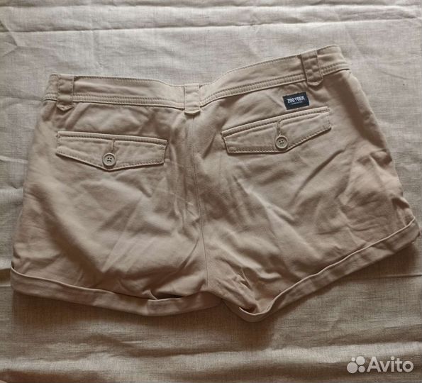 Шорты бежевые женские