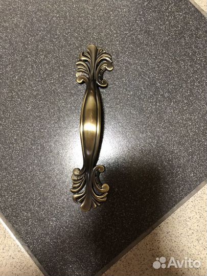 Ручка для мебели