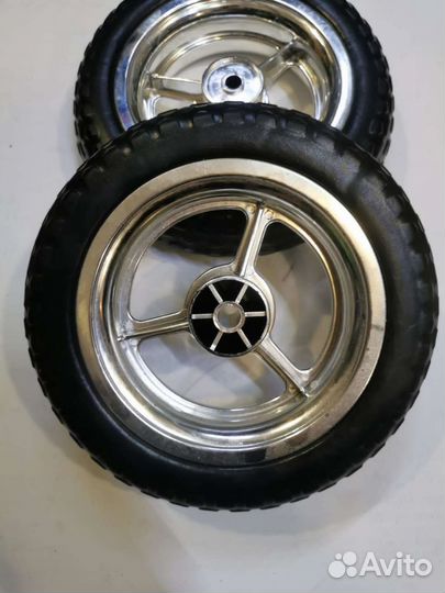 Колесо для детской коляски, не надувное, заднее