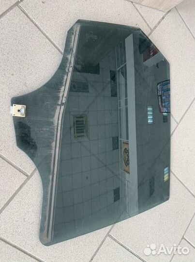 Стекло мазда ц икс 7 заднее правое