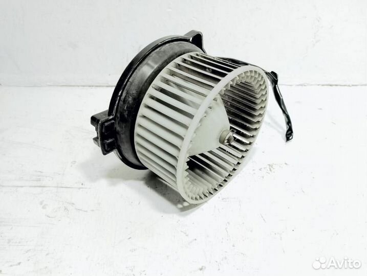 Двигатель отопителя Honda CR-V