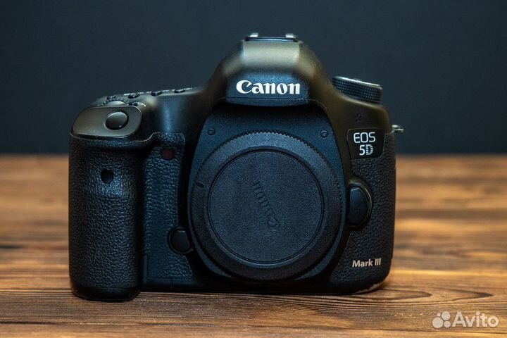 Фотоаппарат canon 5d mark III