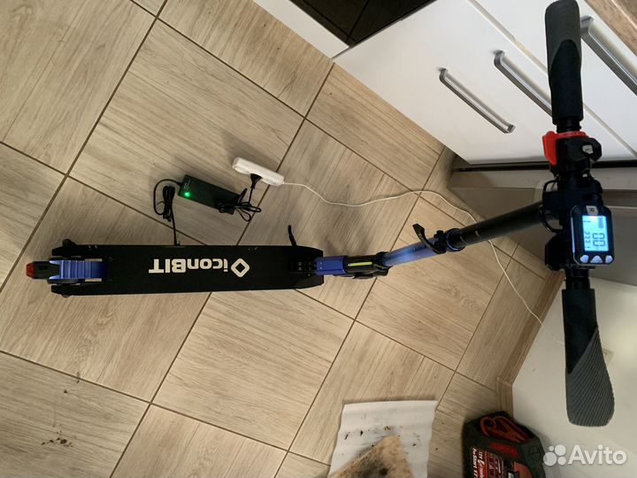 Электросамокат iconbit