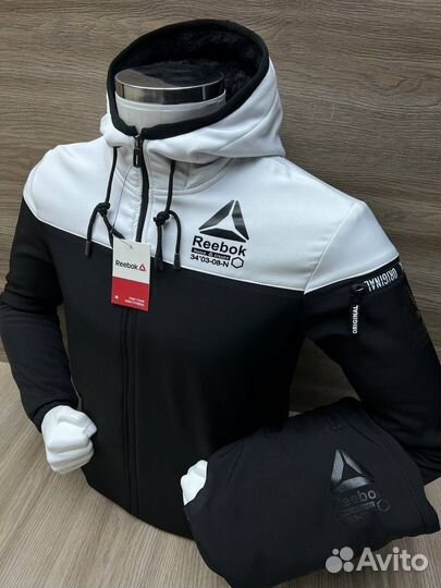 Мужской спортивный костюм Reebok