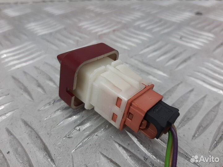 Кнопка аварийной сигнализации Citroen C5 рест