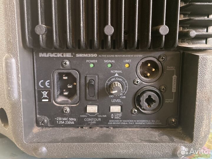 Активная колонка Mackie CRM350