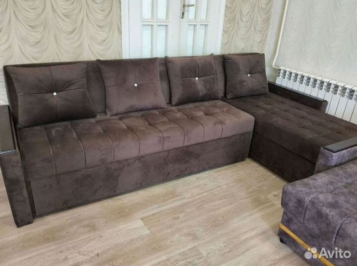 Угловой диван раскладной в наличии не б/у