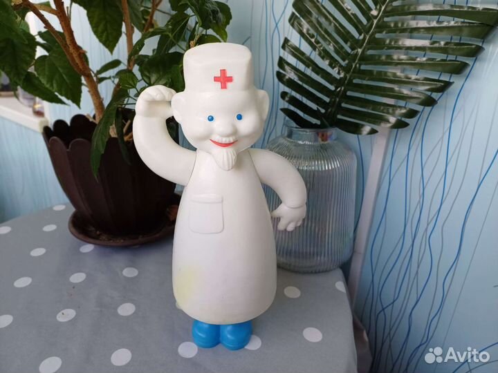 Доктор Айболит игрушка СССР пластик