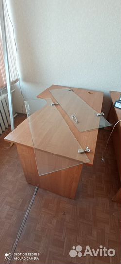 Стеклянные створки для шкафа с фурнитурой