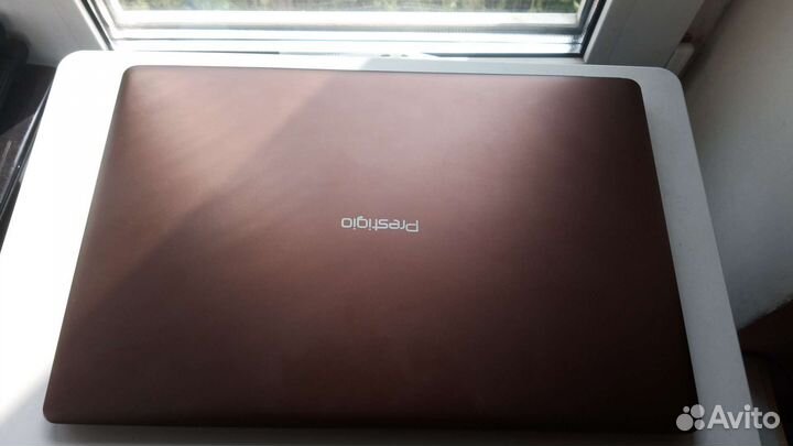 Prestigio smartbook 133s