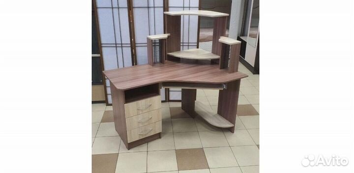 Стол компьютерный Грета 7 Шимо