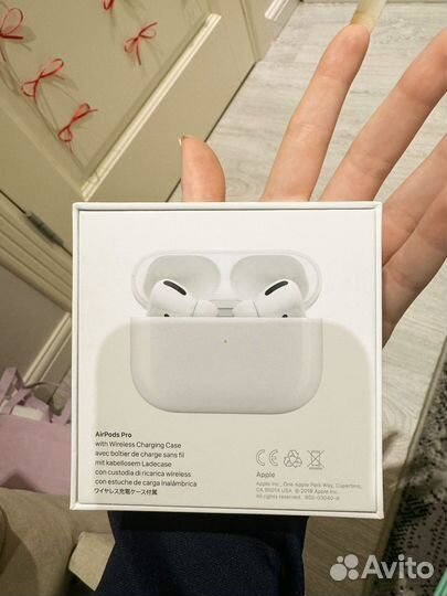 Коробка от наушников airpods pro