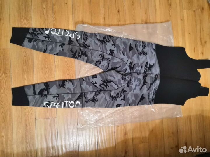 Гидрокостюм