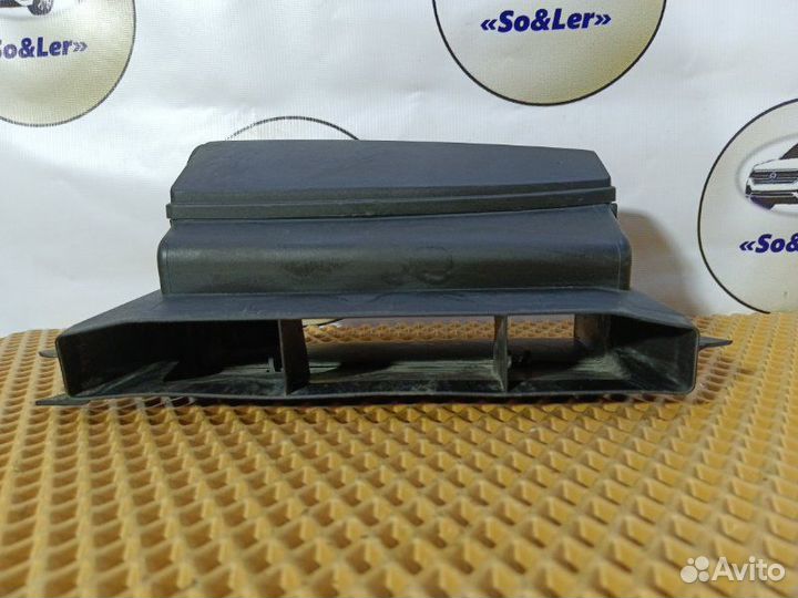 Воздухозаборник Volkswagen Passat CC cbab 2010