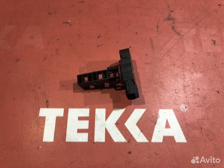 Датчик массового расхода воздуха Шевроле каптива