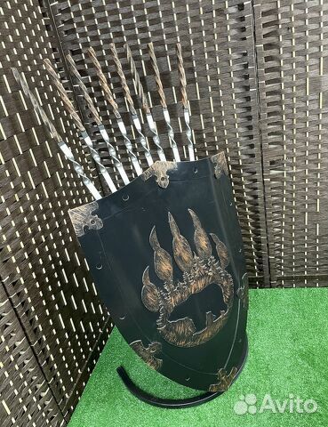 Подставка для шампуров Щит