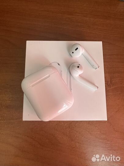 AirPods 2