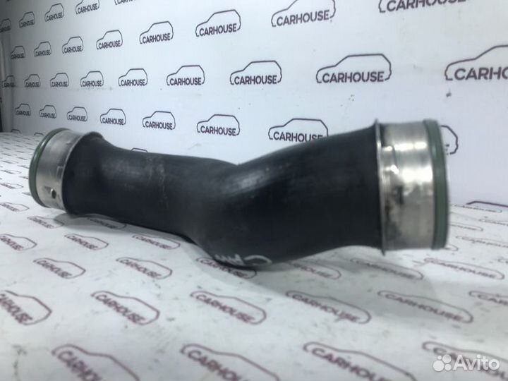 Патрубок интеркулера Volkswagen Tiguan 2.0 CAW