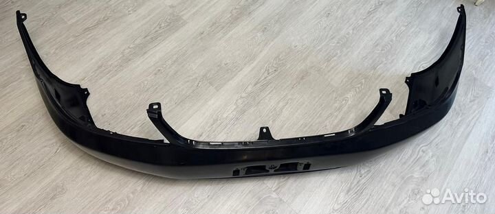 Передний бампер на таету Короллу 120 кузов