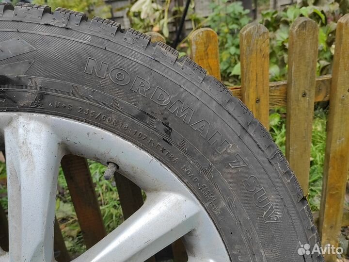 Шины зимние Nokian Nordman на дисках 235/60r18