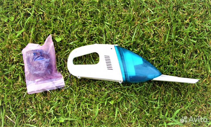 Автомобильный пылесос