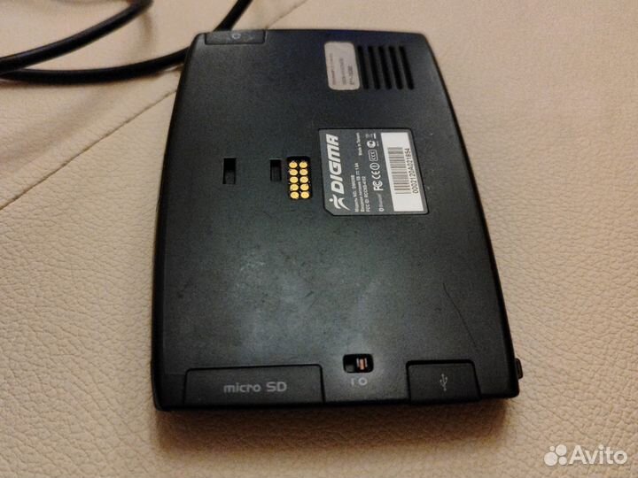 Мультимедиа-навигатор Digma DM430B