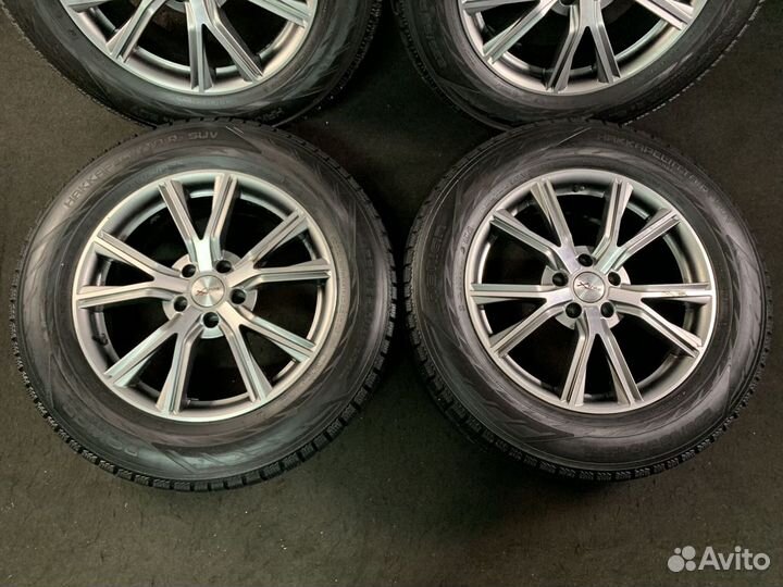 Зимние Колёса Nissan 235/65 R18 Б/у