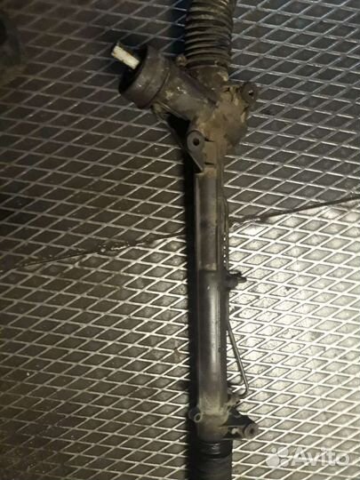 Рулевая рейка.volkswagen passat b5