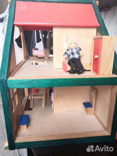 Кукольный домик