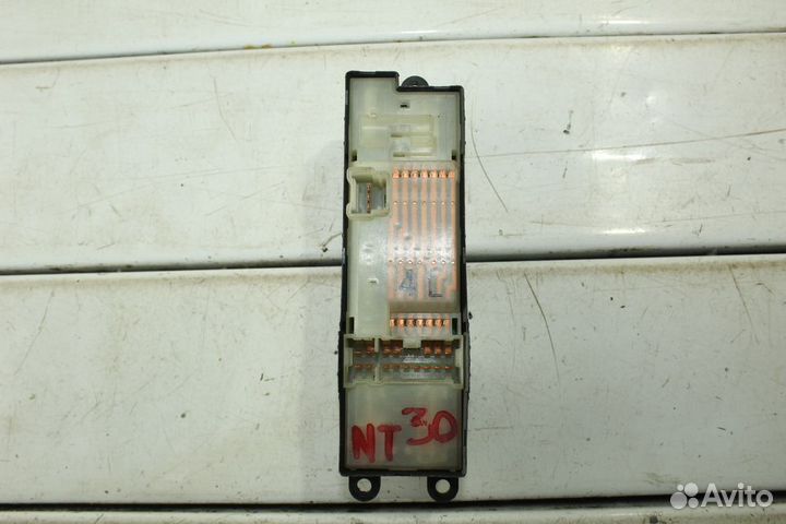 Блок управления стеклами nissan X-trail NT30 QR20DE FR/RH