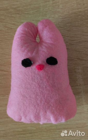 Зайчик из фетра