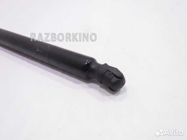 Амортизатор двери багажника