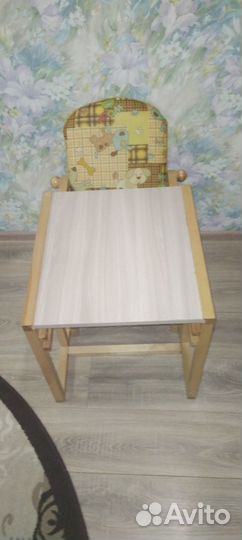 Детский стульчик для кормления деревянный