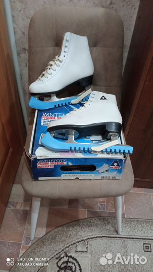 Коньки фигурные 38 размер