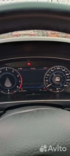 Панель приборов