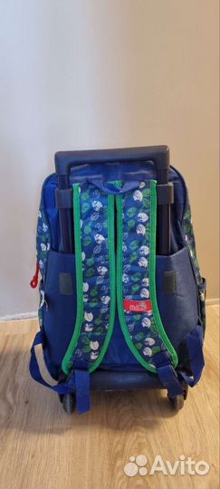 Рюкзак на колесиках