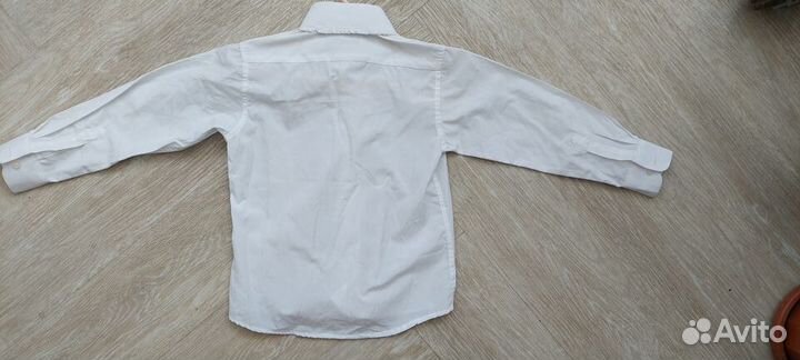 Блузки белые для девочек Новые р.28,30,36