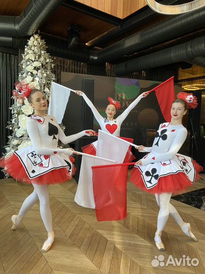 Костюмы для шоу балета