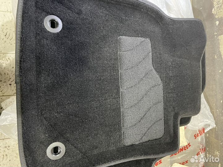 Крвры салона тойота камри v 70,ворсовые