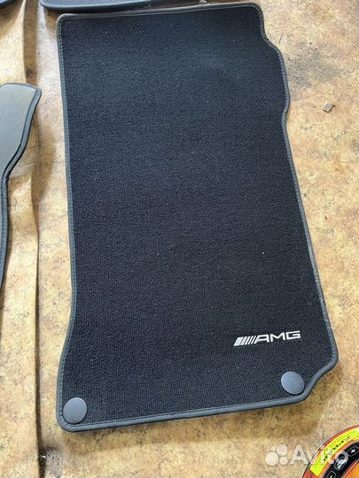 Коврики Mercedes AMG