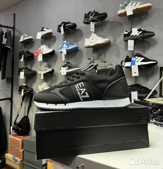Кроссовки мужские Armani 41-45 отличные